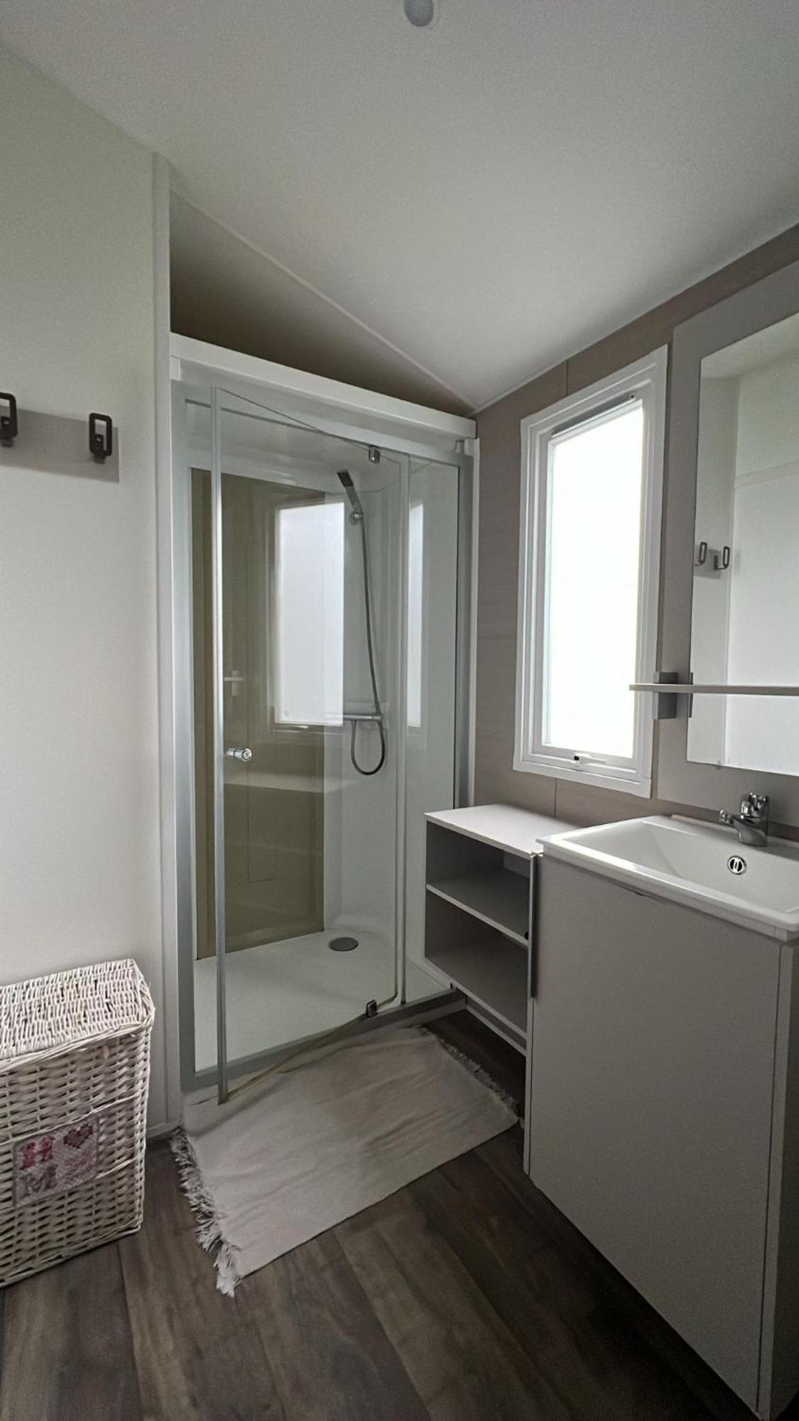Mobil Home Amenage 2 Chambres La Teste Camping**** Exteriör bild